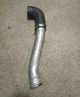 BMW 5 E39 Intercooler hose/pipe 2247967