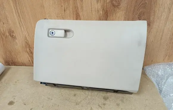 Mercedes-Benz GLC X253 C253 Glove box A2536800291