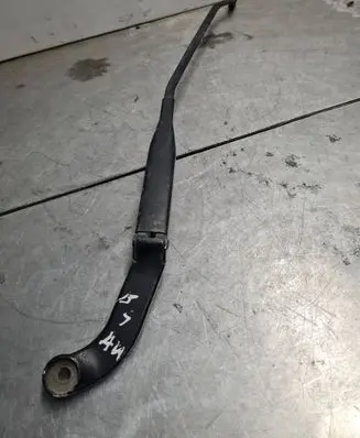 Audi 80 90 S2 B4 Front wiper blade arm 3939554079
