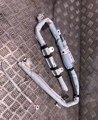 Roof airbag