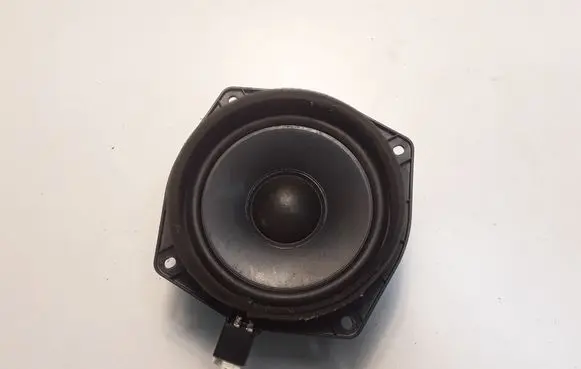 Mitsubishi Pajero Front door speaker 6HN14A