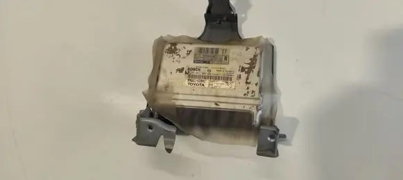 Toyota Yaris Engine control unit/module 896605C271 4079180330 0281011649