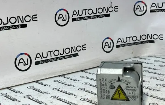 BMW 5 E60 E61 Xenon control unit/module 00831950