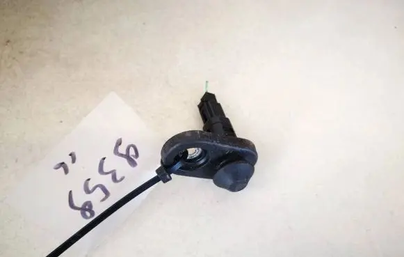 Toyota Auris 150 Front door sensor 