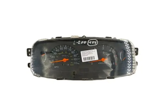 Mitsubishi L200 Speedometer (instrument cluster) MR480301