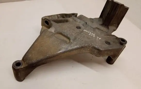 Volkswagen Sharan Engine mounting bracket 03G199207F