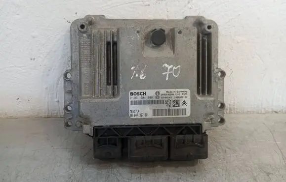 Peugeot 207 Engine control unit/module 9663193580 9664738780 0261S04008