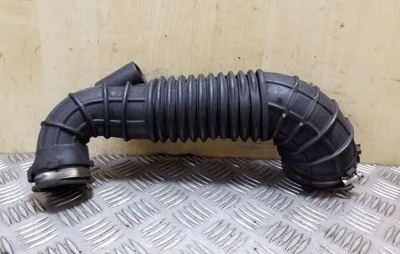 Audi Q5 SQ5 Turbo air intake inlet pipe/hose 03G129629D