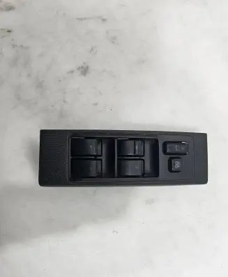 Toyota Corolla Verso AR10 Electric window control switch 37073C