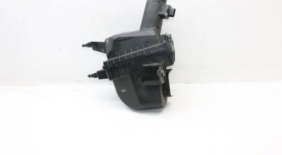 Infiniti M Y51 Air filter box