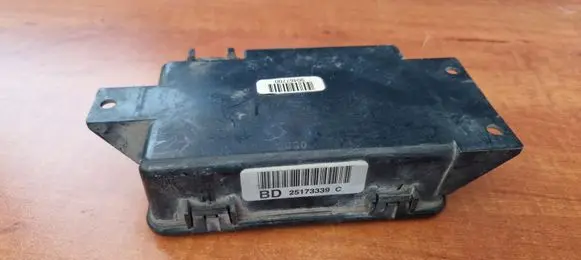 Chevrolet Tahoe Throttle body valve BD25173339C