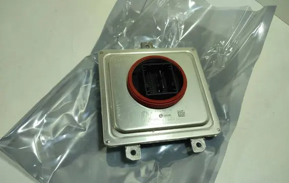 BMW 3 G20 G21 LED ballast control module 7933361