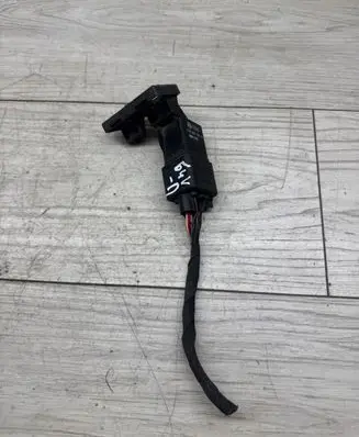 Volkswagen PASSAT B7 Glow plug pre-heat relay 038907281D 060208