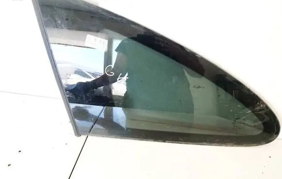 Honda CR-V Rear side window AS3
