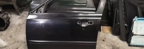 Volvo V50 Front door
