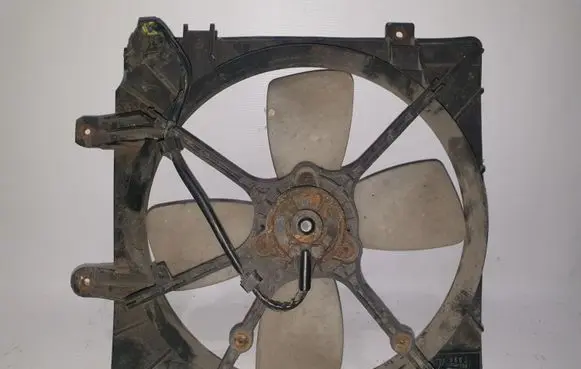 Mazda MX-3 Fan set 0227509581