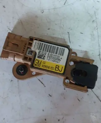 Opel Signum Airbag deployment crash/impact sensor 13102027
