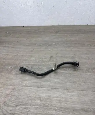 BMW 5 F10 F11 Vacuum line/pipe/hose 8572037