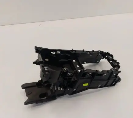 Other center console (tunnel) element