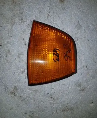 BMW 3 E36 Front indicator light 1387044