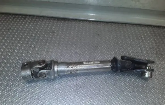 Renault Clio III Steering column universal joint 8200297604