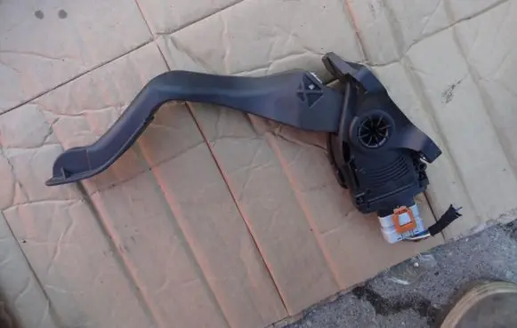 Citroen C3 Accelerator throttle pedal 9671433780