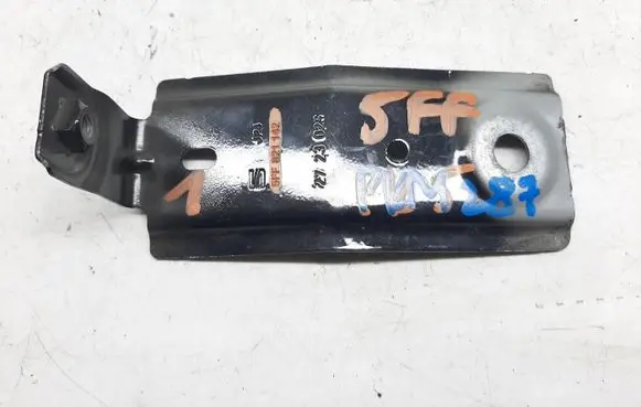 Cupra Formentor Fender mounting bracket 5FF821142