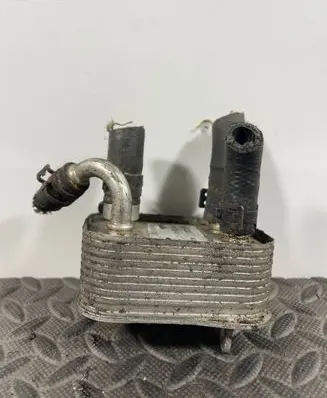 Audi Q7 4L Fuel cooler (radiator) 7L6203491D 48011