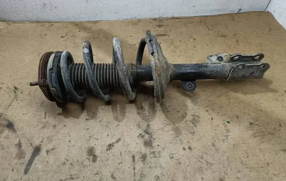 Lexus RX 330 - 350 - 400H Front shock absorber/damper 4851048140 2A18889A