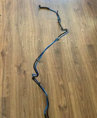 Volkswagen Transporter - Caravelle T5 Fuel line pipe 7H0201215 7H0201216
