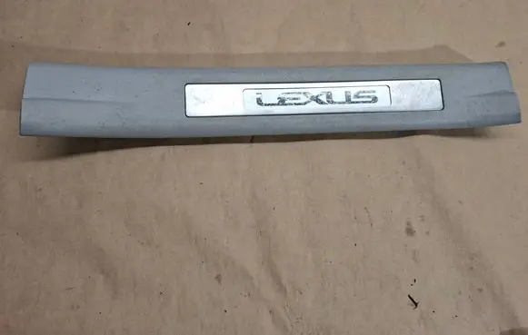 Lexus RX 300 Rear sill trim cover 6793048020 6791748030