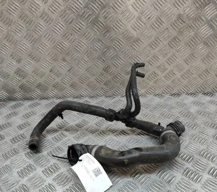 Mercedes-Benz E W213 Engine coolant pipe/hose A2135014100