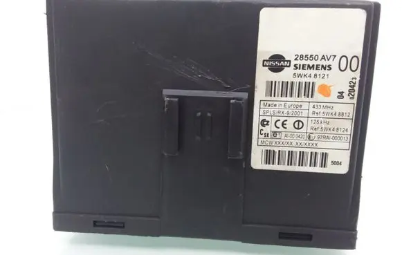Nissan Primera Comfort/convenience module 28550AV700 5WK48121