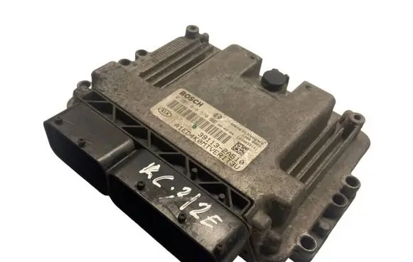 KIA Ceed Engine control unit/module 391132A510 0281016570 1039S37141