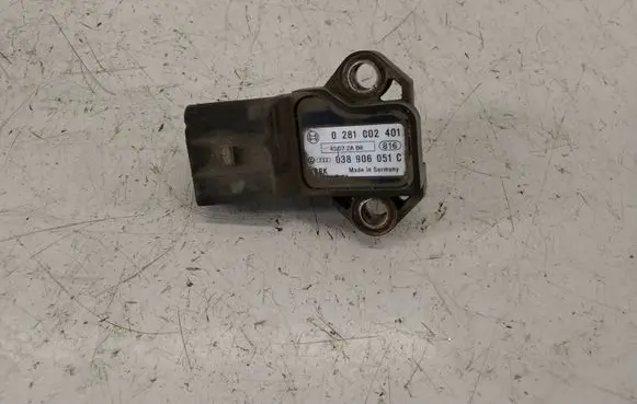 Audi A8 S8 D3 4E Air pressure sensor 0281002401 038906051C