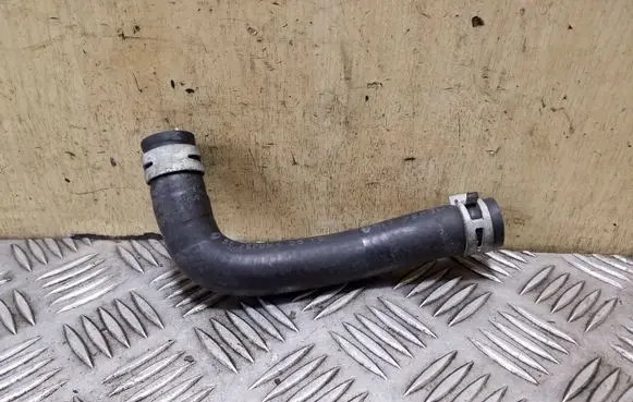 Subaru Legacy Engine coolant pipe/hose