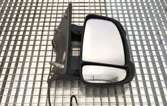 Front door electric wing mirror