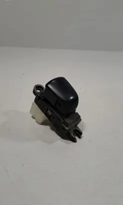 Nissan Qashqai Electric window control switch 14810S0