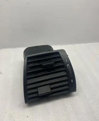 BMW X5 E53 Dashboard side air vent grill/cover trim 8402215
