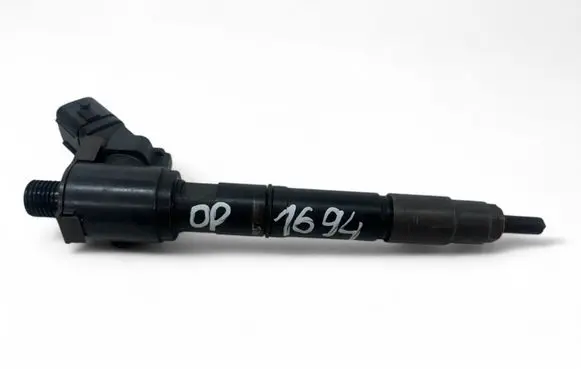 Fuel injector
