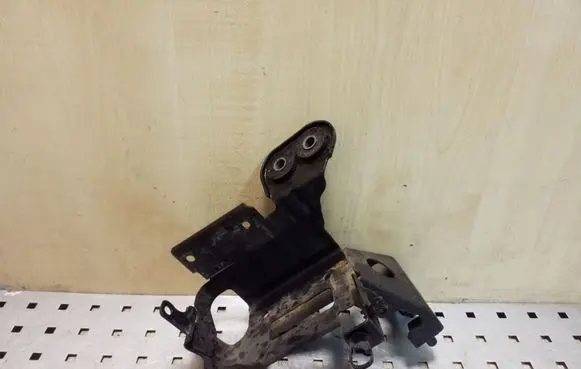 Opel Astra J ABS pump bracket 13264385