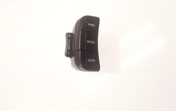 Suzuki Forenza Steering wheel buttons/switches 