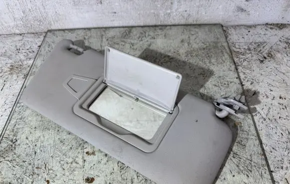 Mercedes-Benz B W245 Sun visor A1698100210