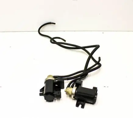 BMW 5 GT F07 Turbo solenoid valve 7595374