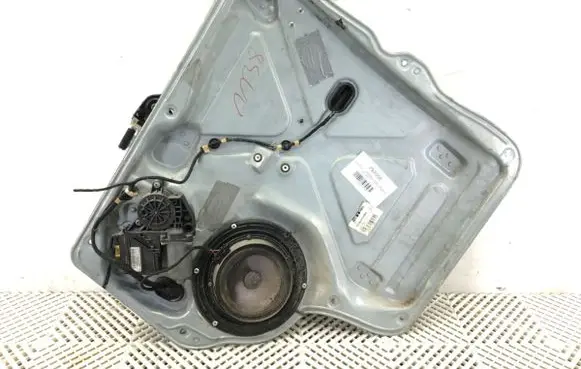 Volkswagen Transporter - Caravelle T5 Front door window regulator with motor 7H1959802A