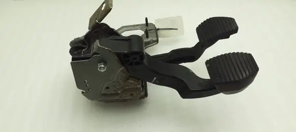 Citroen C3 Aircross Pedal assembly 9807334080 5162669