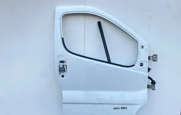 Renault Trafic II (X83) Front door