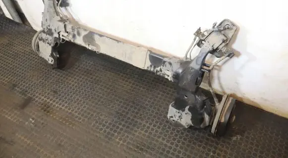 Rear beam