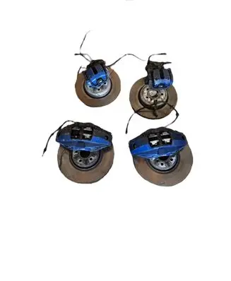 BMW 5 G30 G31 G38 Brake discs and calipers set 689122901 4X4024737