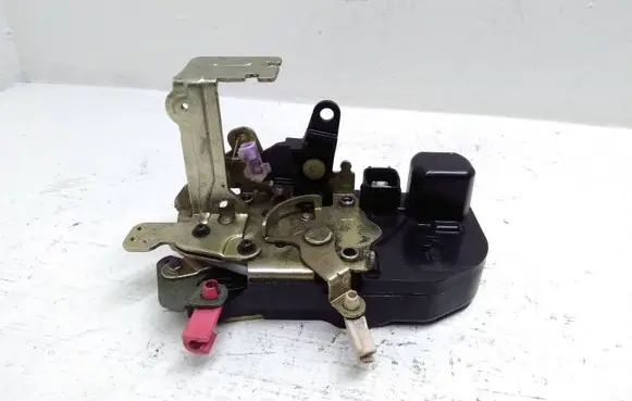 Chrysler Pacifica Front door lock